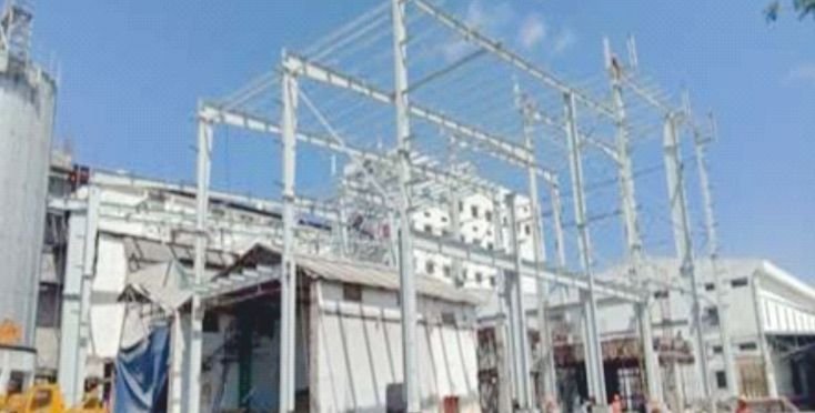 Commercial structure